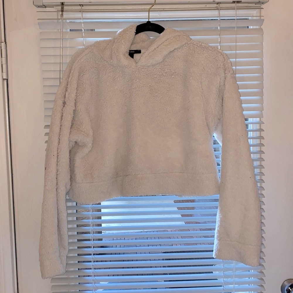White fur crop hoodie